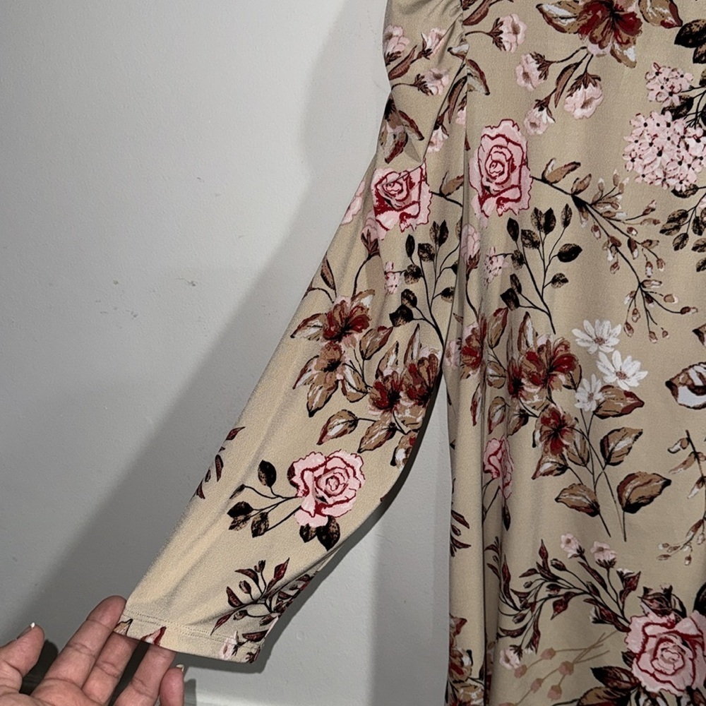 Ophelia Roe blouse Beige Floral shirt Pink Red Accents cinched puff sleeve xl - Picture 6 of 6